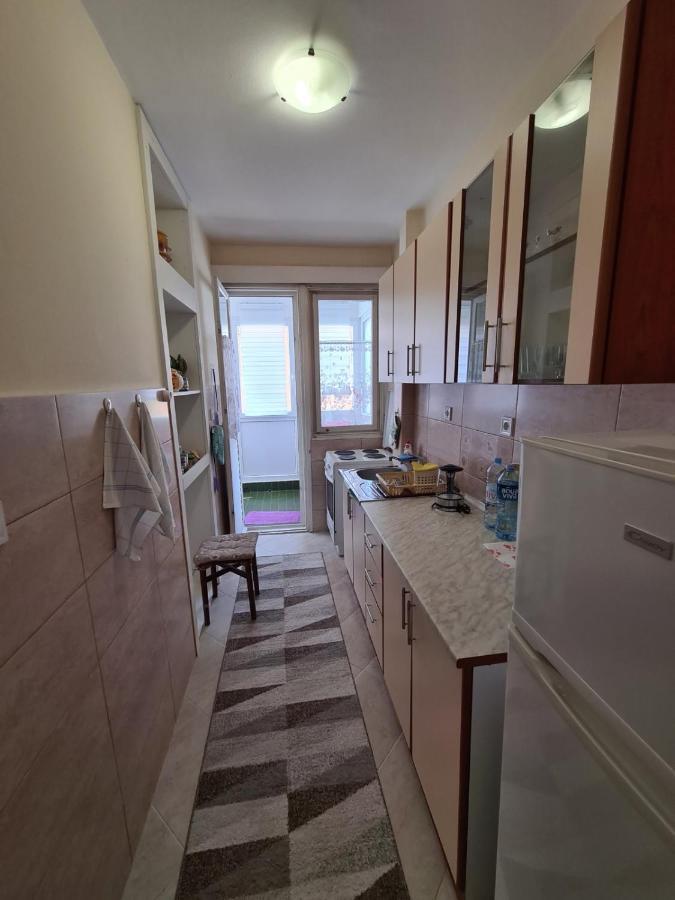 City Centar Apartment Тиват Екстер'єр фото