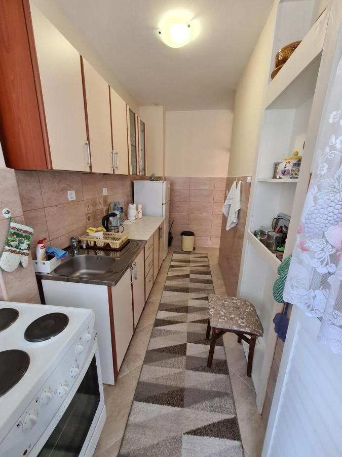 City Centar Apartment Тиват Екстер'єр фото
