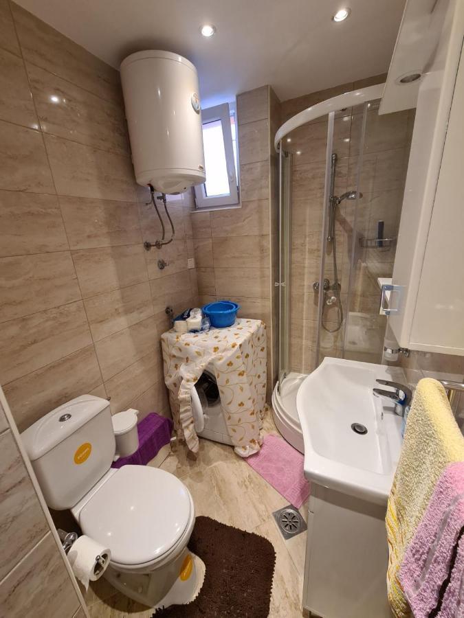 City Centar Apartment Тиват Екстер'єр фото